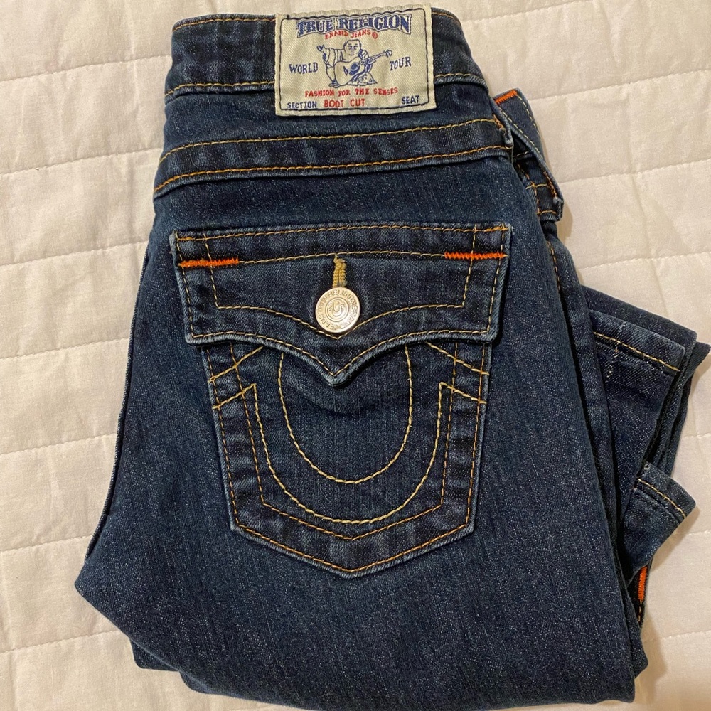 Women’s size 24 True Religion jeans! Never worn!🤍